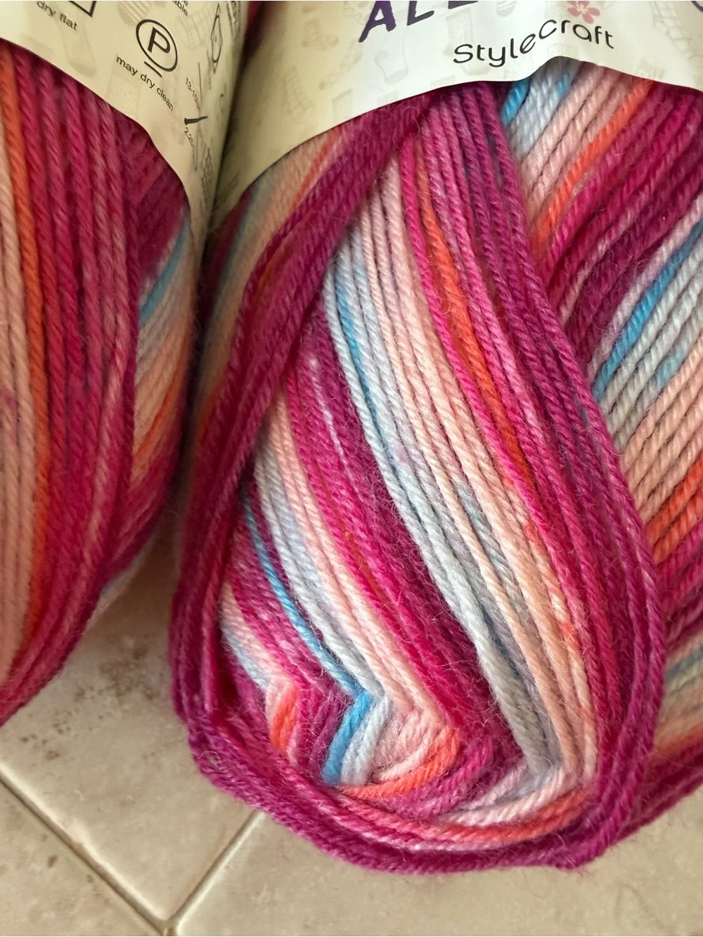 Head Over Heels All Stars Multicolor Yarn - Pink Mix - Splash